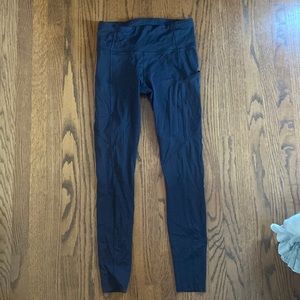 Lululemon 28in Fast and Free Size 6